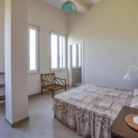 5 Bedroom In Bovalino