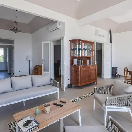 5 Bedroom In Bovalino *