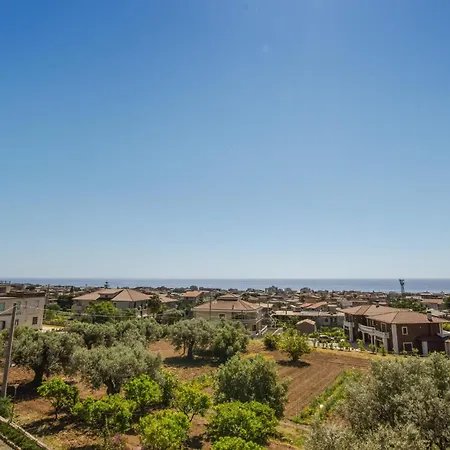 5 Bedroom In Bovalino Ferienhaus *