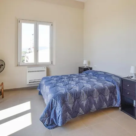 5 Bedroom In Bovalino Сasa de vacaciones *